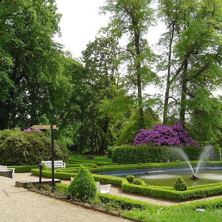 Hotel Schloss Schweinsburg Neukirchen-Pleisse Luaran gambar