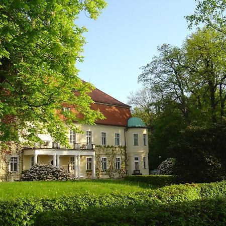 Hotel Schloss Schweinsburg Neukirchen-Pleisse Luaran gambar